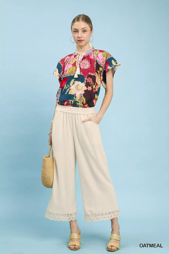 Linen-cotton wide leg cropped pants with crochet lace trim