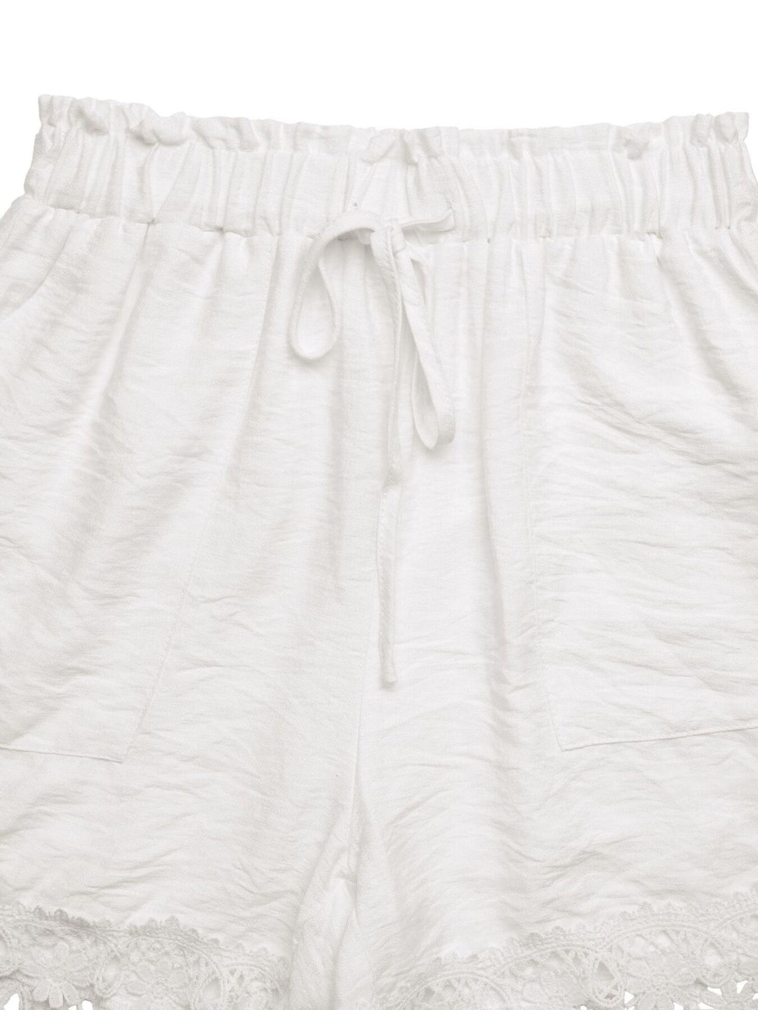 Lace trim paper-bag waist drawstring shorts