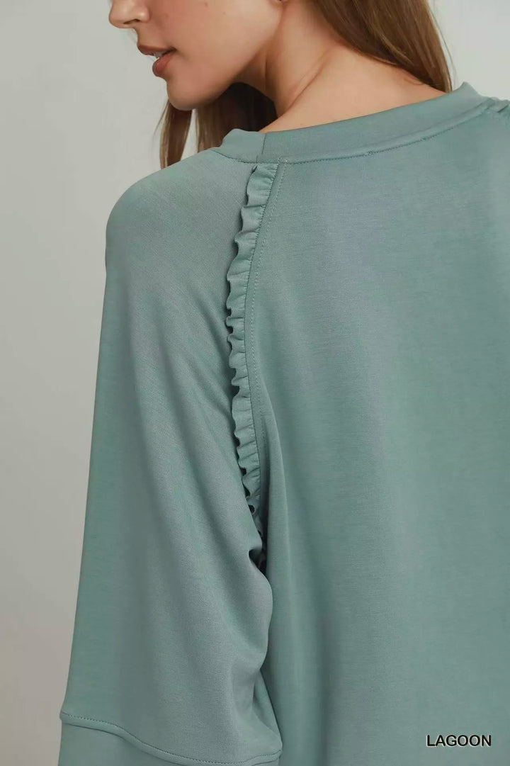 Ruffle trim raglan 3/4 sleeve relaxed top