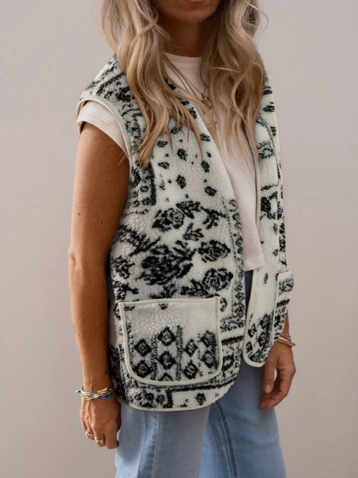 Open-front sherpa vest with paisley print and patch pockets