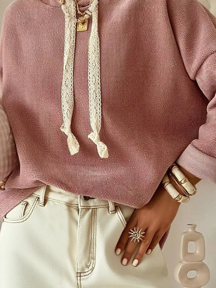 Dropped-shoulder knit hoodie with lace drawstrings