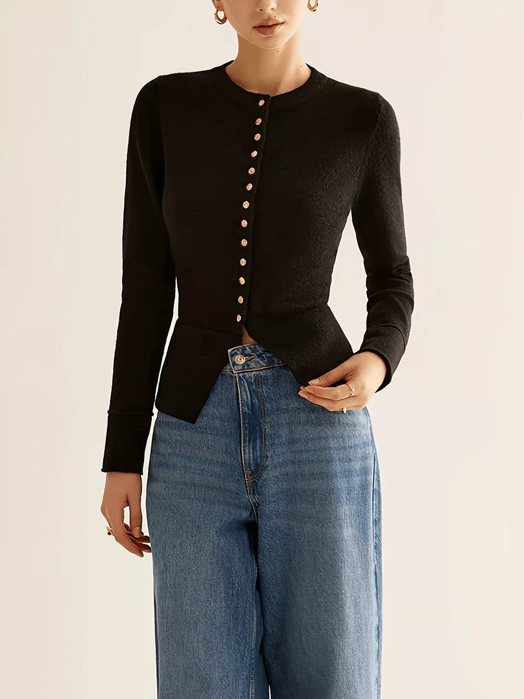 Slim-fit knit cardigan with gold button front
