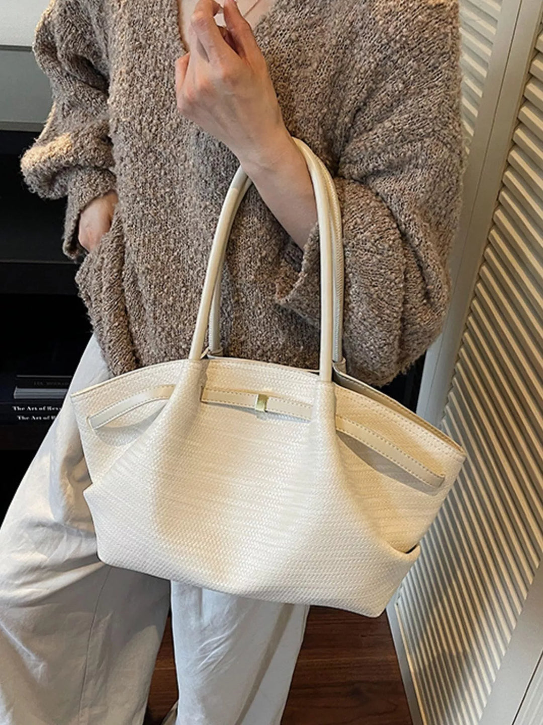 Woven texture faux leather tote bag with gold clasp