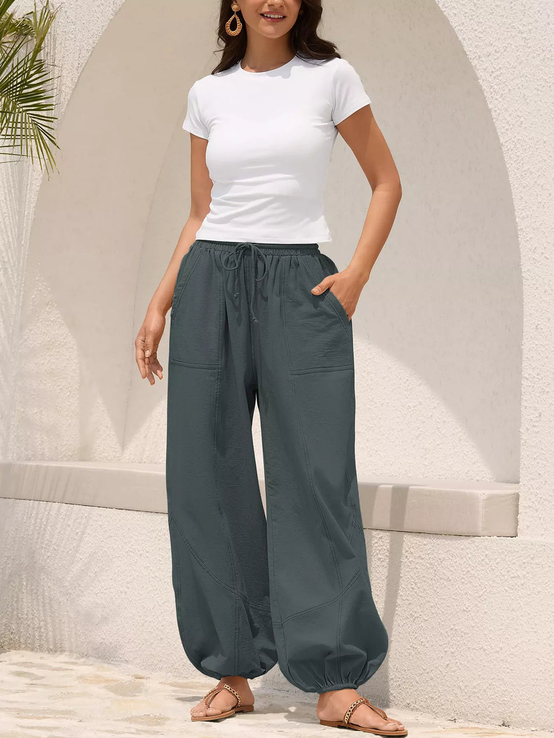 Drawstring waist wide-leg harem joggers with side pockets