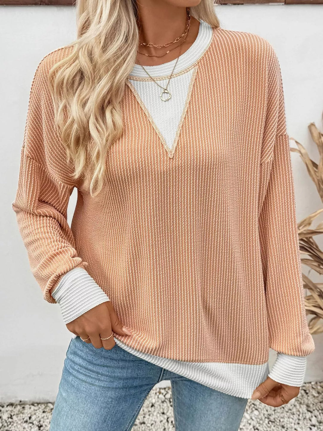 Contrast-trim ribbed dropped-shoulder sweatshirt