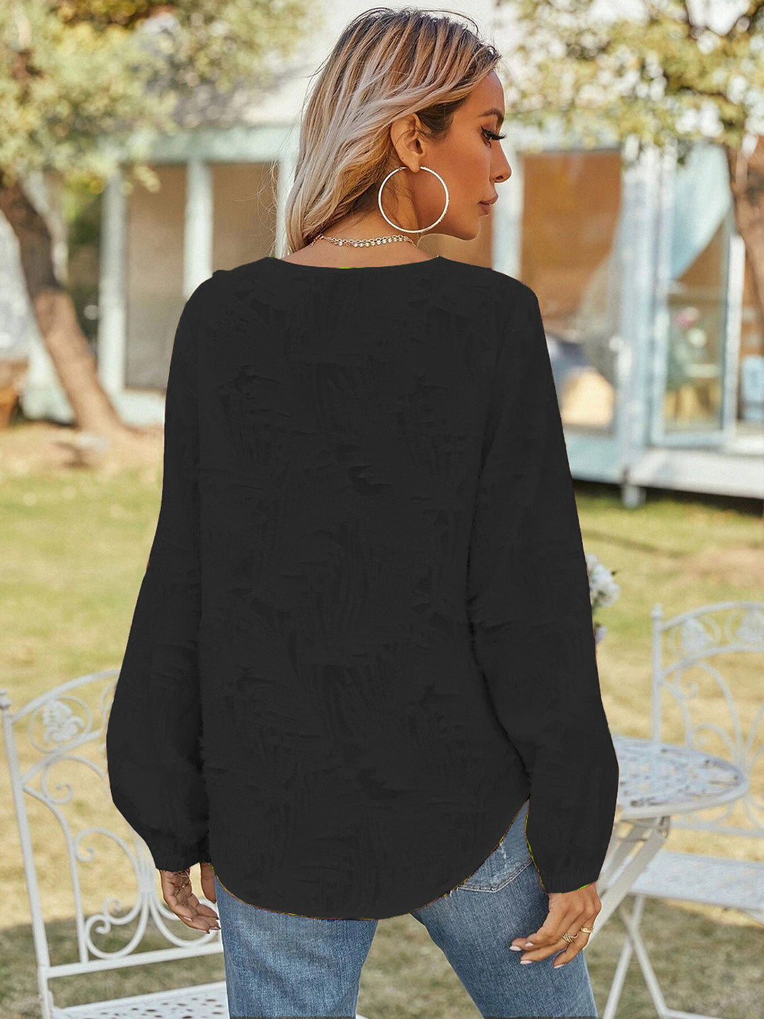 Textured v-neck blouse with balloon sleeves
