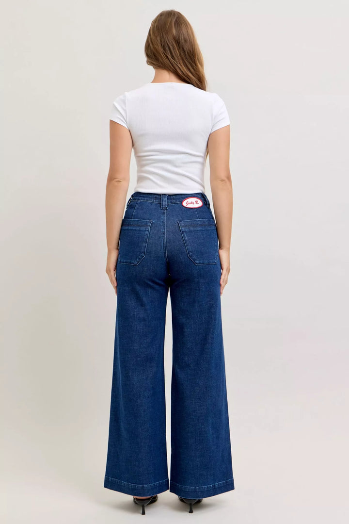 Retro high-rise wide-leg jeans with patch pockets