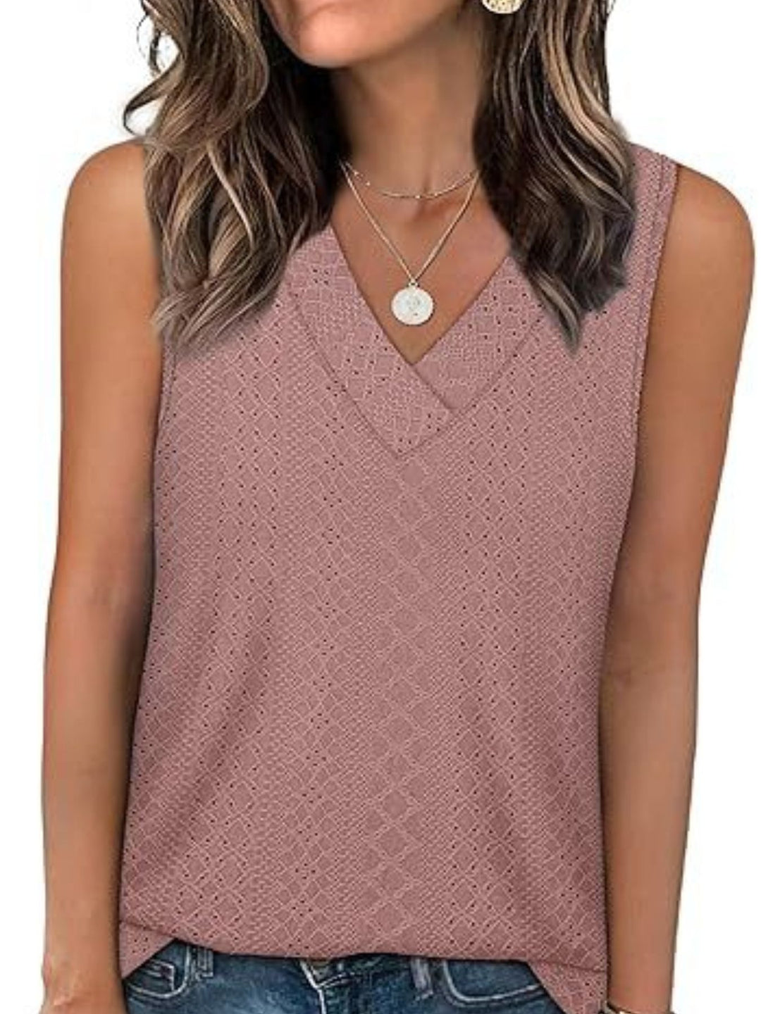 Eyelet V-neck sleeveless tank with diamond texture