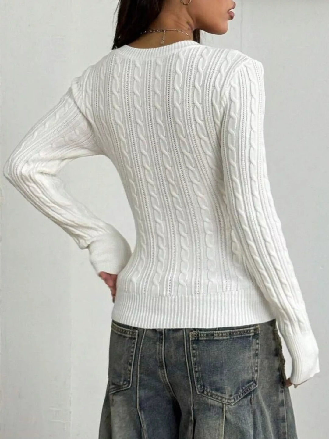 Cable knit V-neck long sleeve slim fit sweater top
