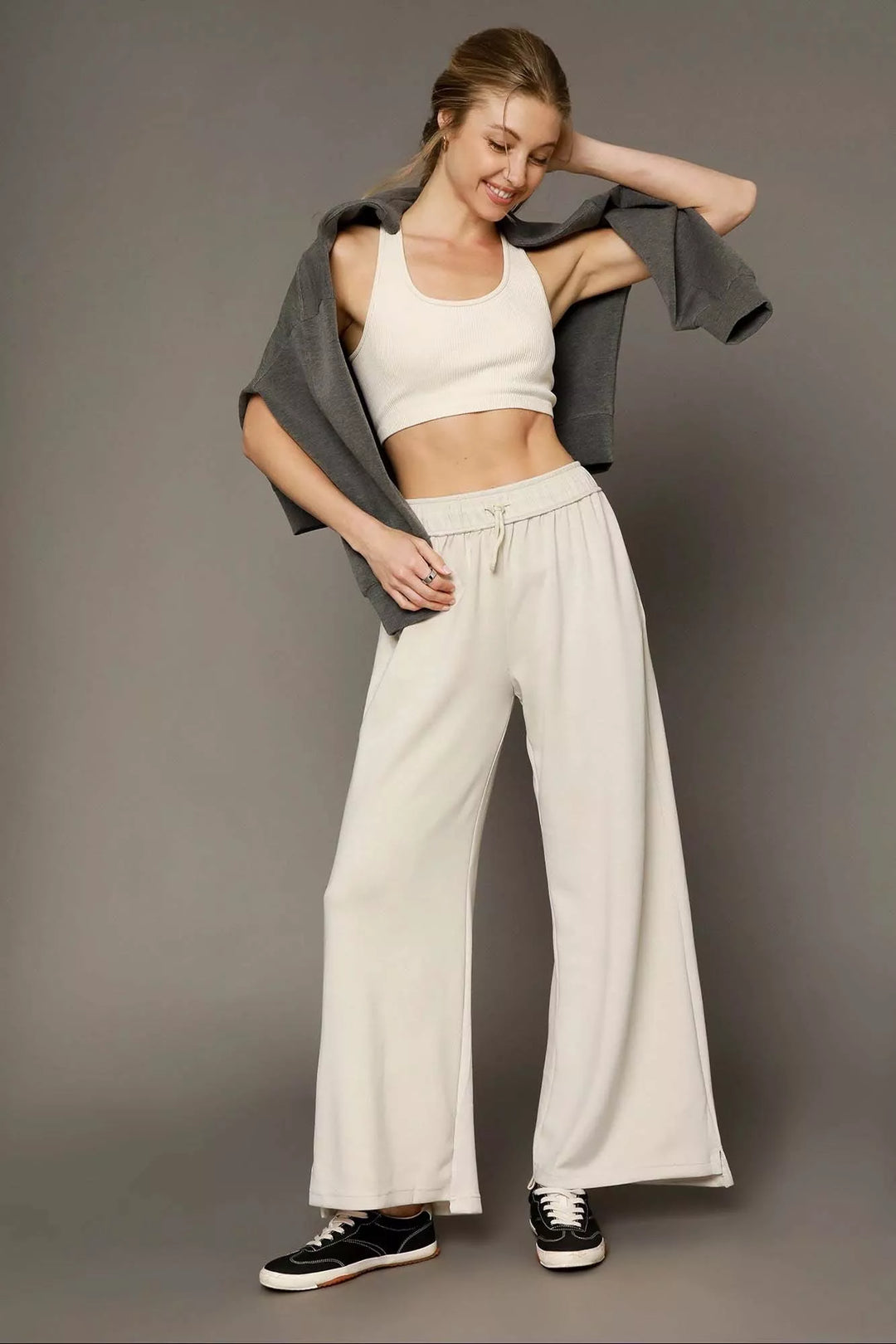 Drawstring wide-leg pants with side slits and pockets