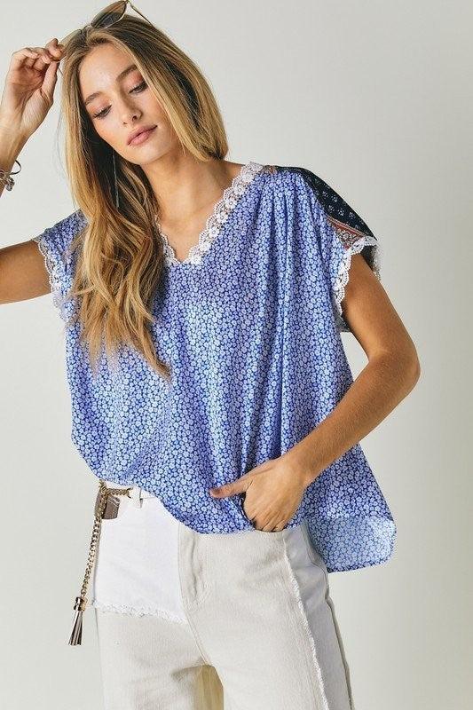 Printed Lace V-Neck Short Sleeve Loose Top - Azoroh