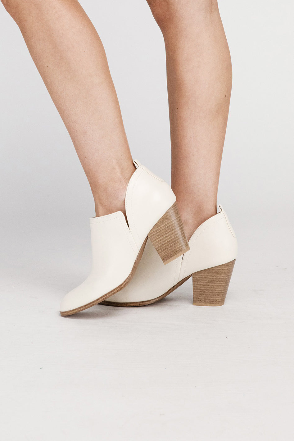 GAMEY Ankle Booties - Azoroh