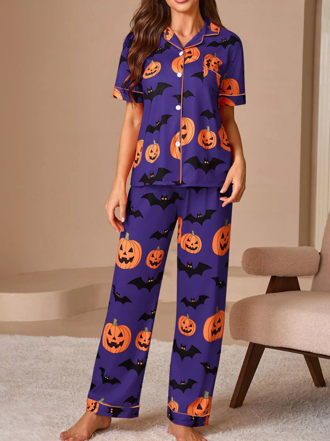 Pumpkin and bat print short sleeve pajama set with piped trim