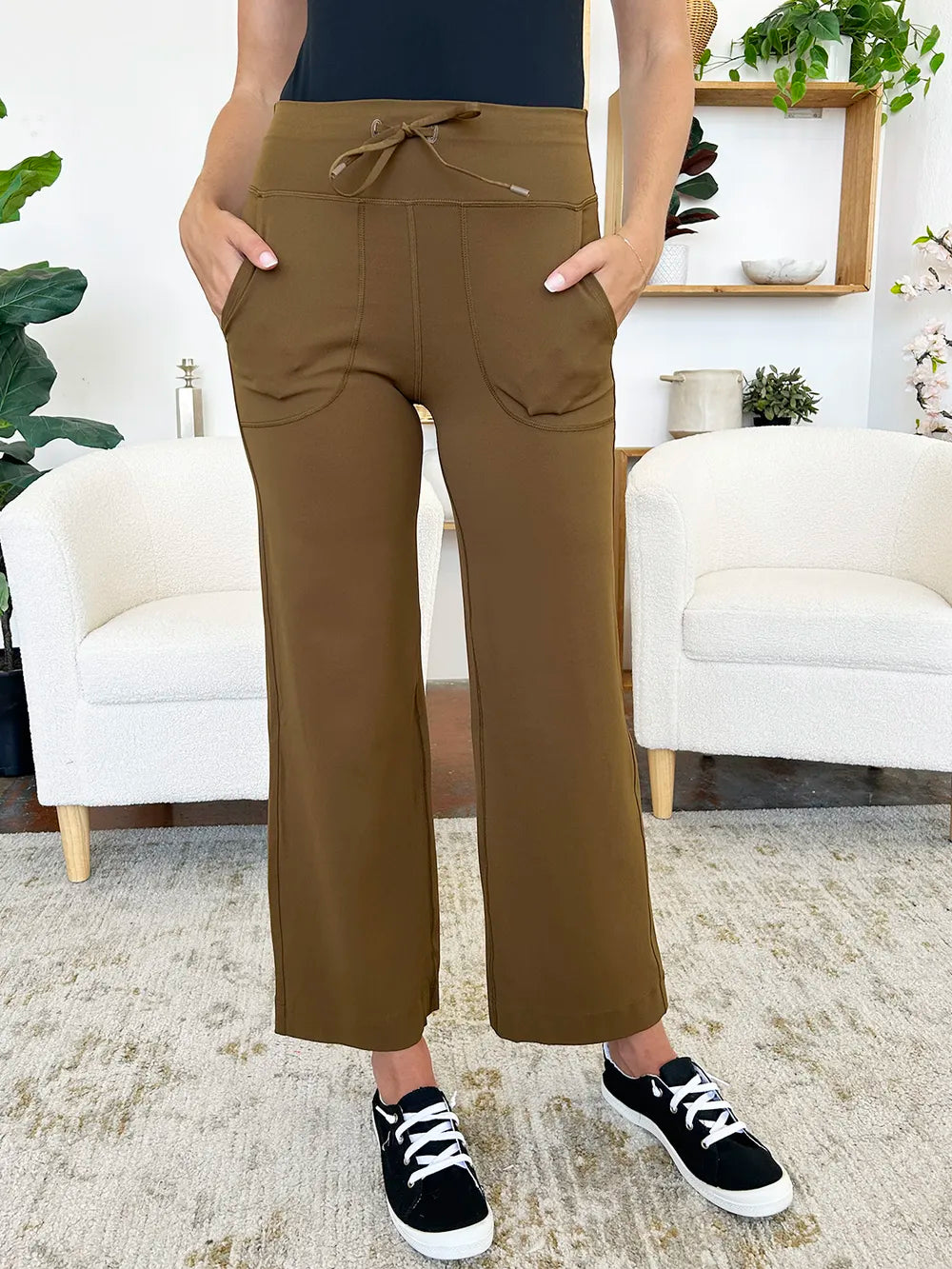 Brown High-waist drawstring wide leg pants with patch pockets