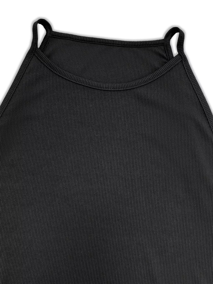 Plus size ribbed round-neck cami with side slit
