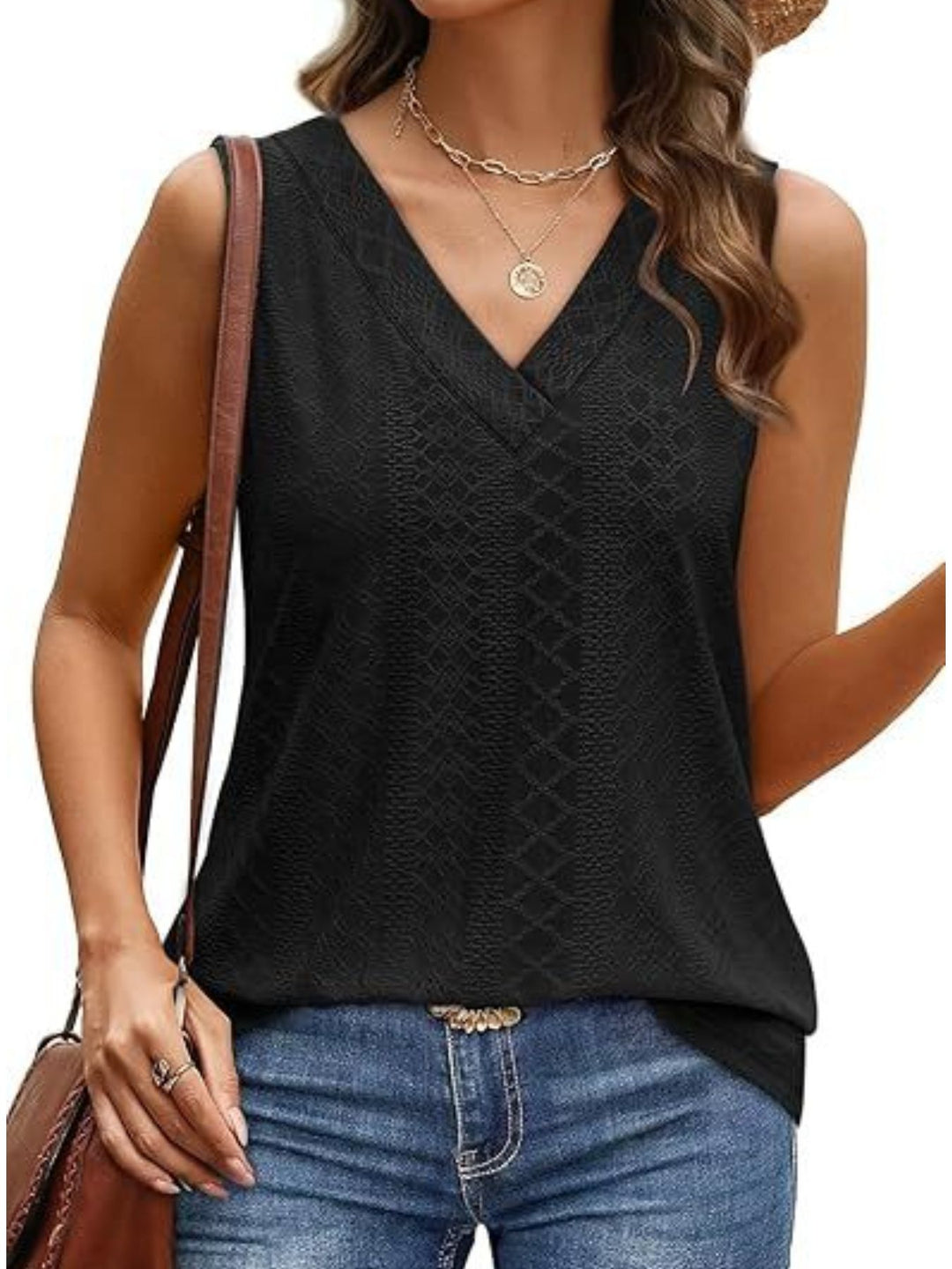 Eyelet V-neck sleeveless tank with diamond texture