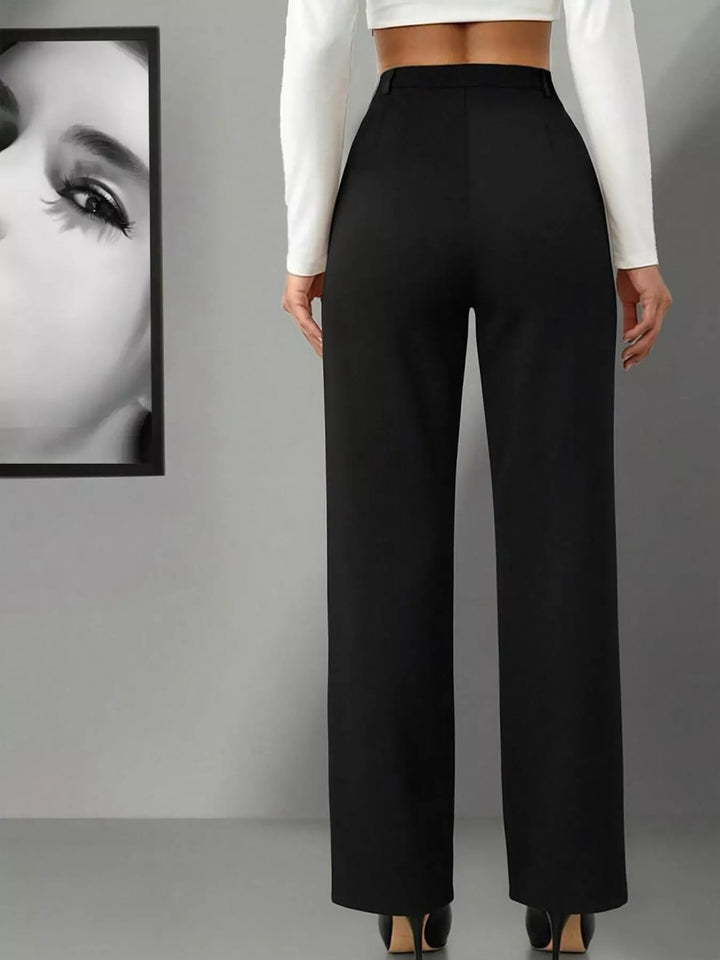 High-waisted wide-leg trousers with side pockets