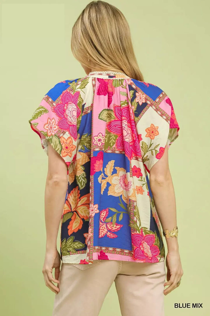 Floral patchwork tassel-tie top with lace trim