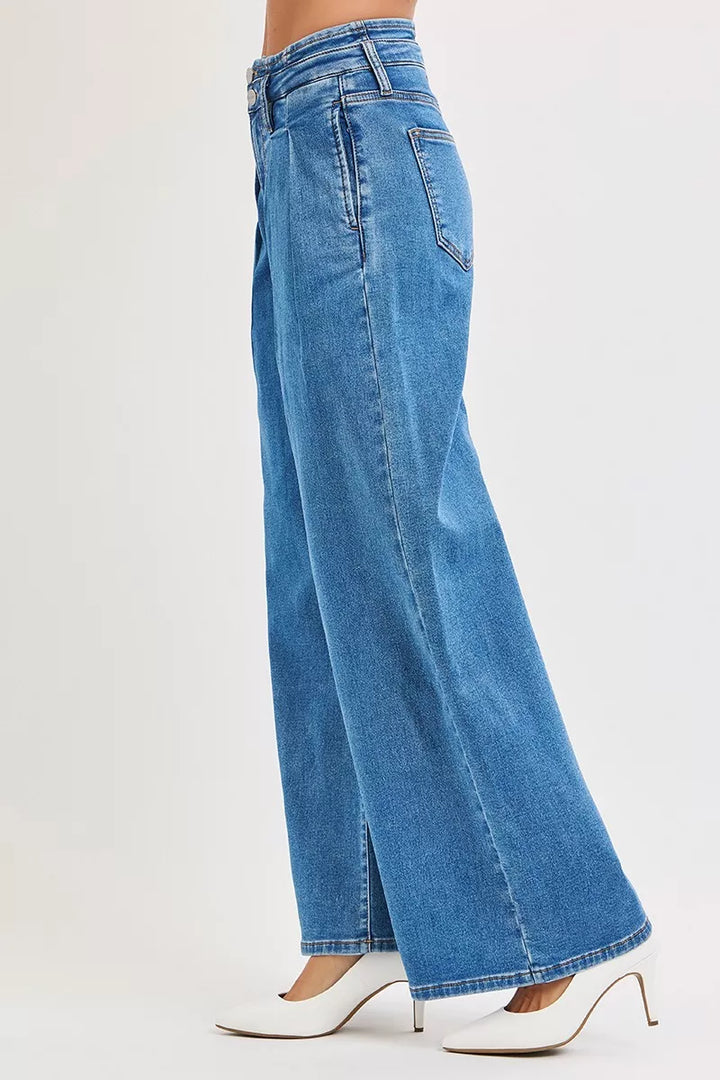 Pleated wide-leg mid-rise jeans with button waist