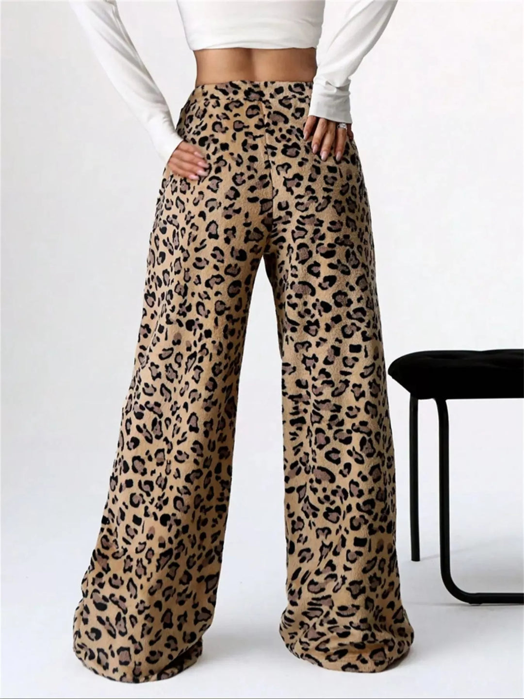 Drawstring wide-leg pull-on lounge pants