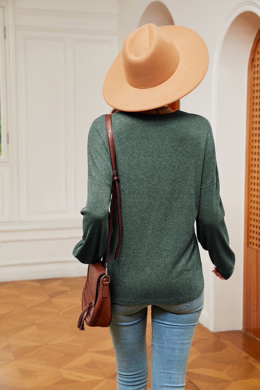 Crochet trim V-neck long sleeve knit blouse