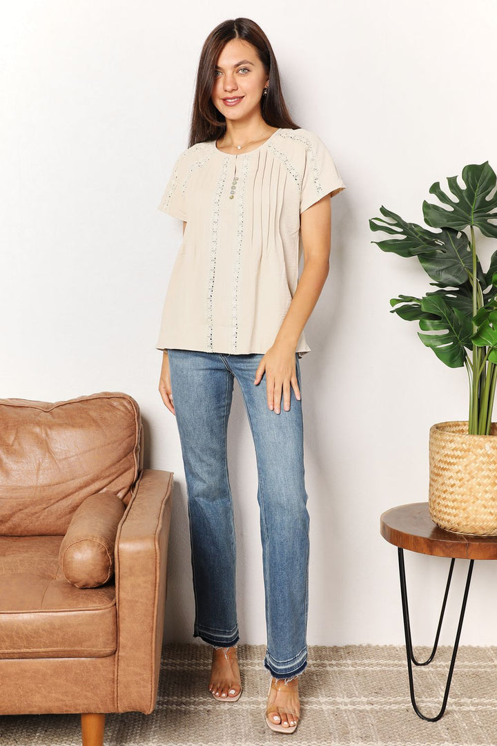 Crochet trim pintuck short sleeve top with button placket