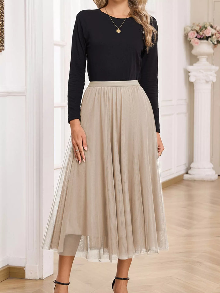 Tulle mesh overlay flared midi skirt with lace underlayer