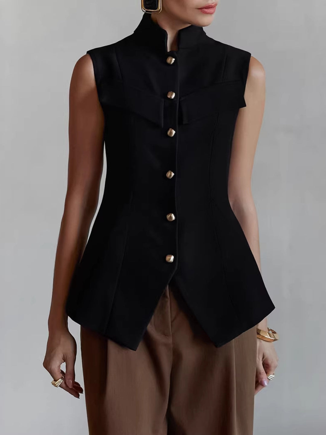 Stand collar sleeveless button-front vest with split hem