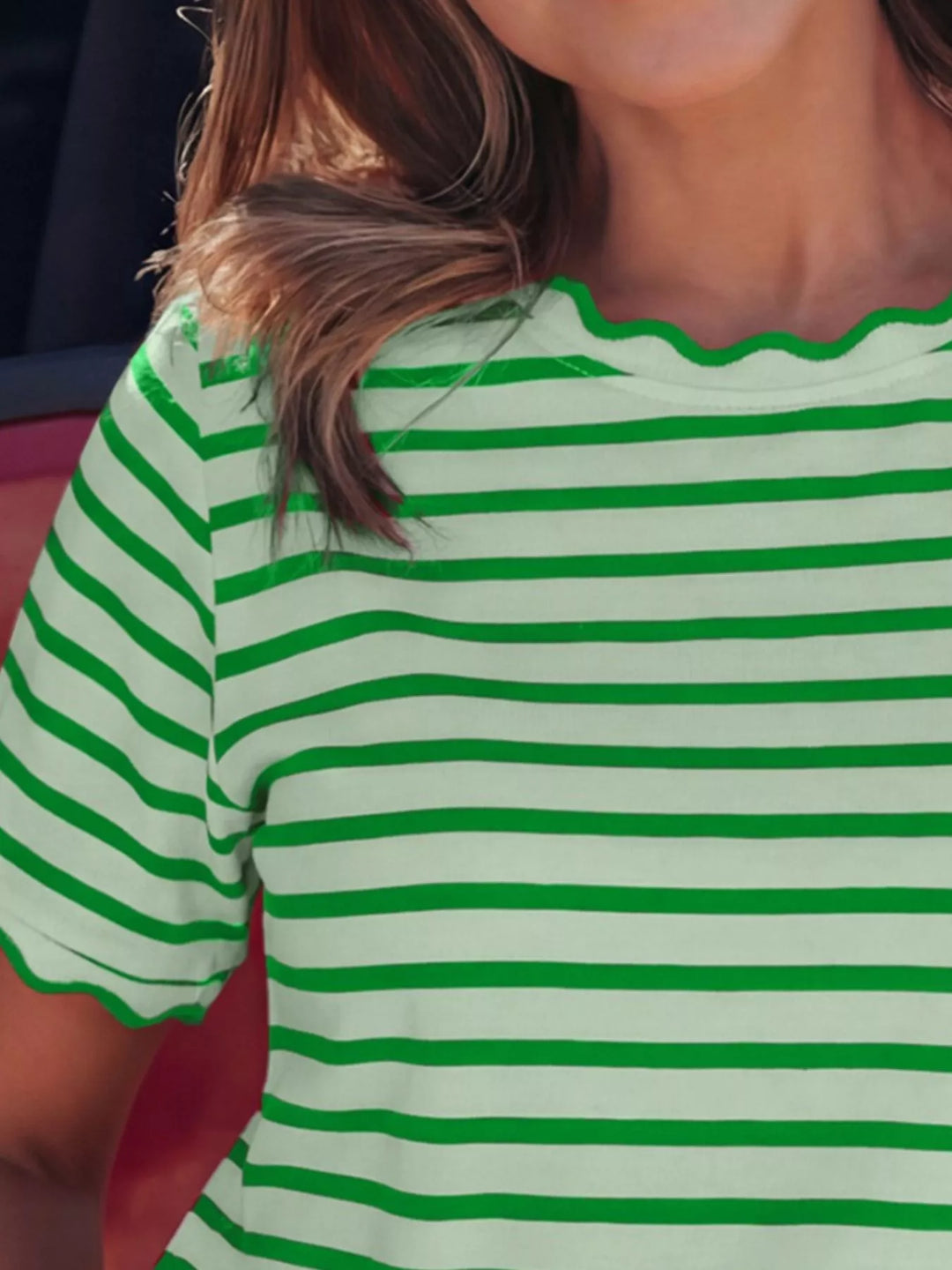 Striped scallop-trim short-sleeve crew neck tee