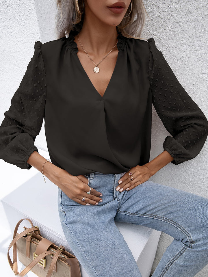 Swiss dot frill V-neck puff sleeve blouse