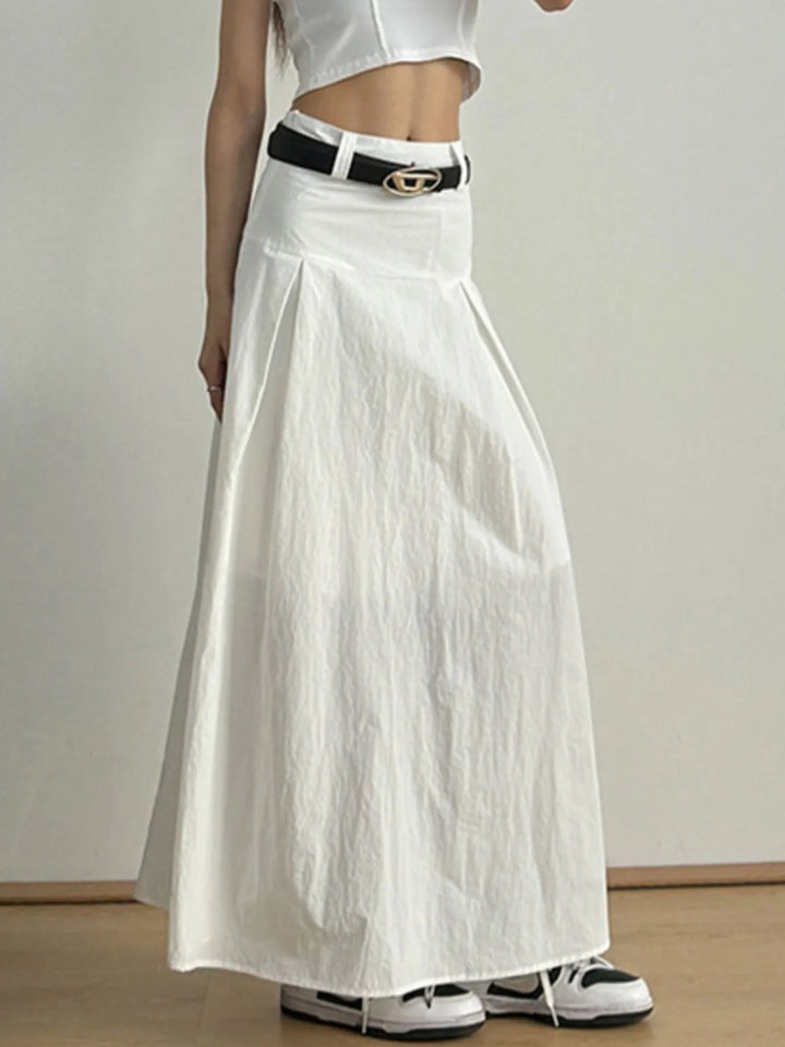 High-rise A-line maxi skirt with front pleats