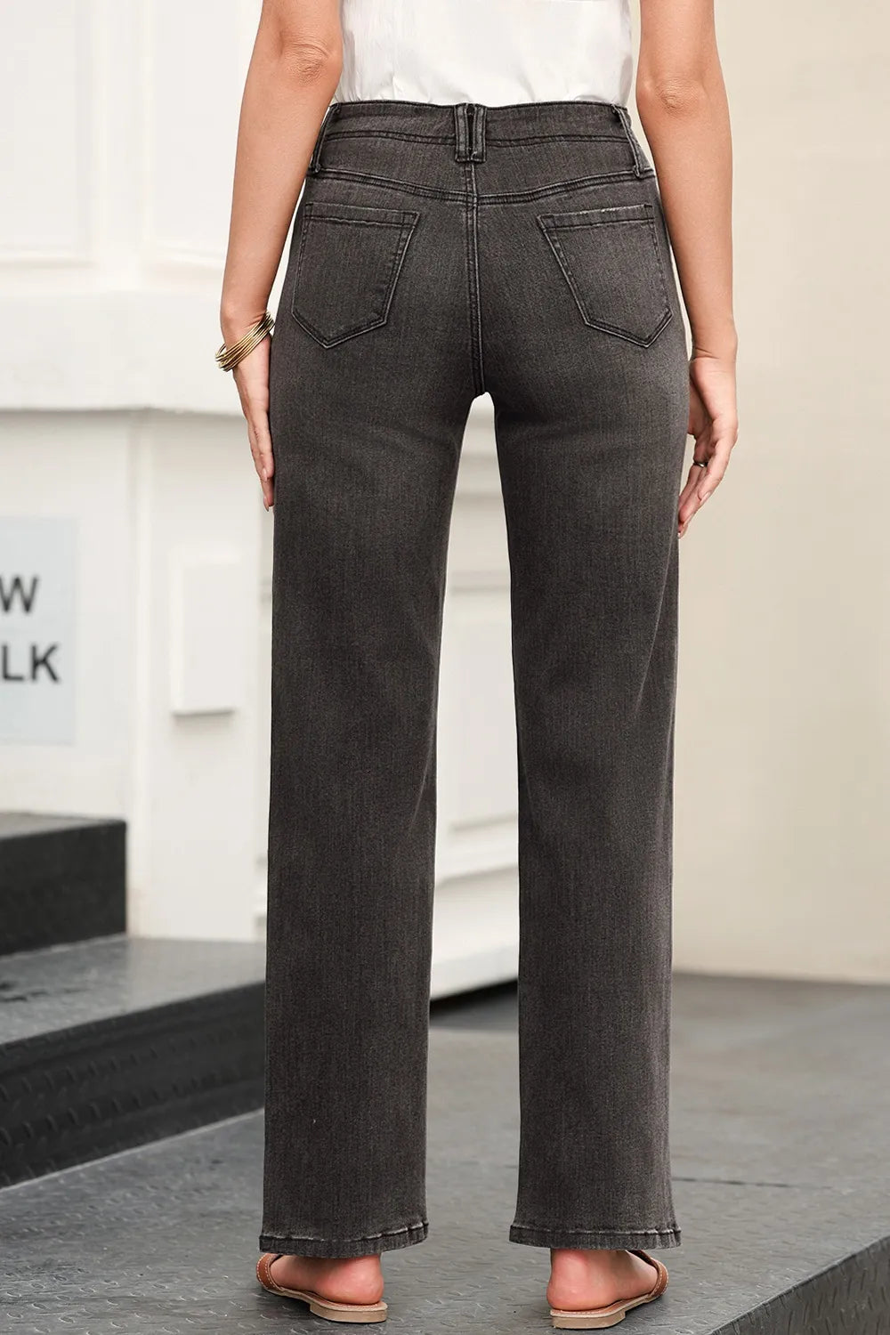 Vintage wash high-rise wide-leg jeans with patch pockets