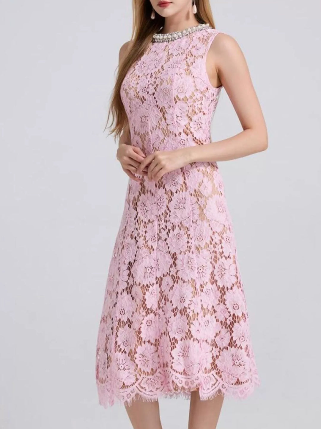 Sleeveless floral lace midi dress with pearl neckline