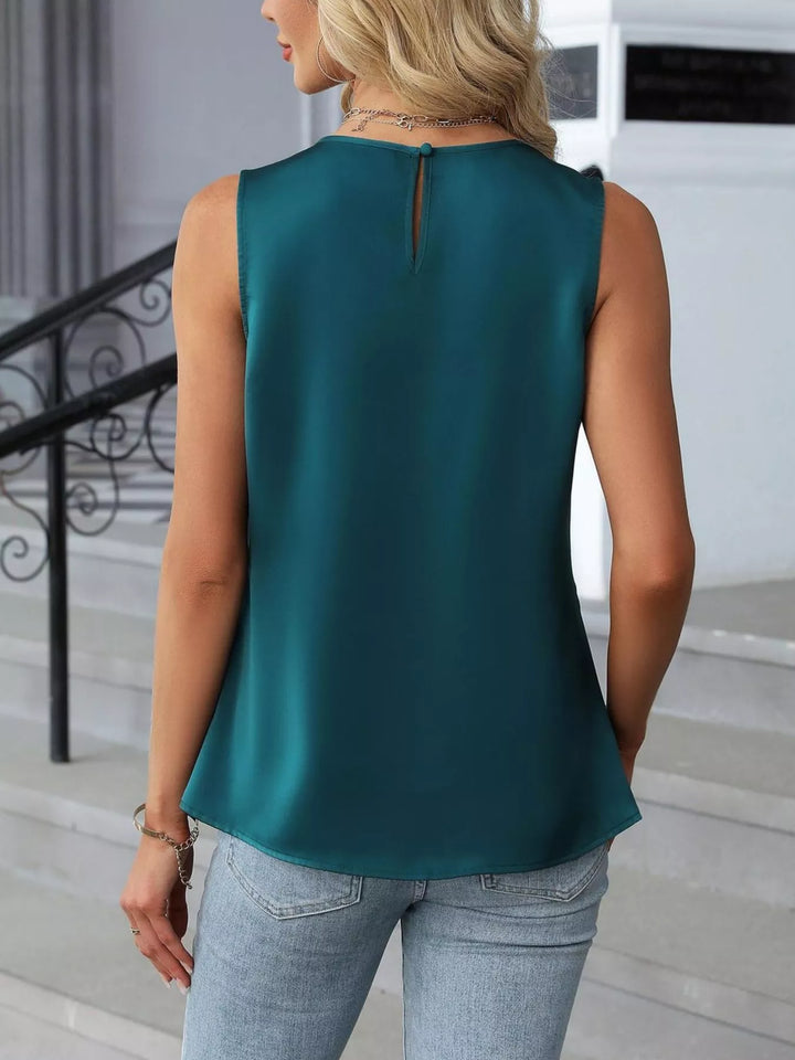 Pleated front crew neck sleeveless tank top