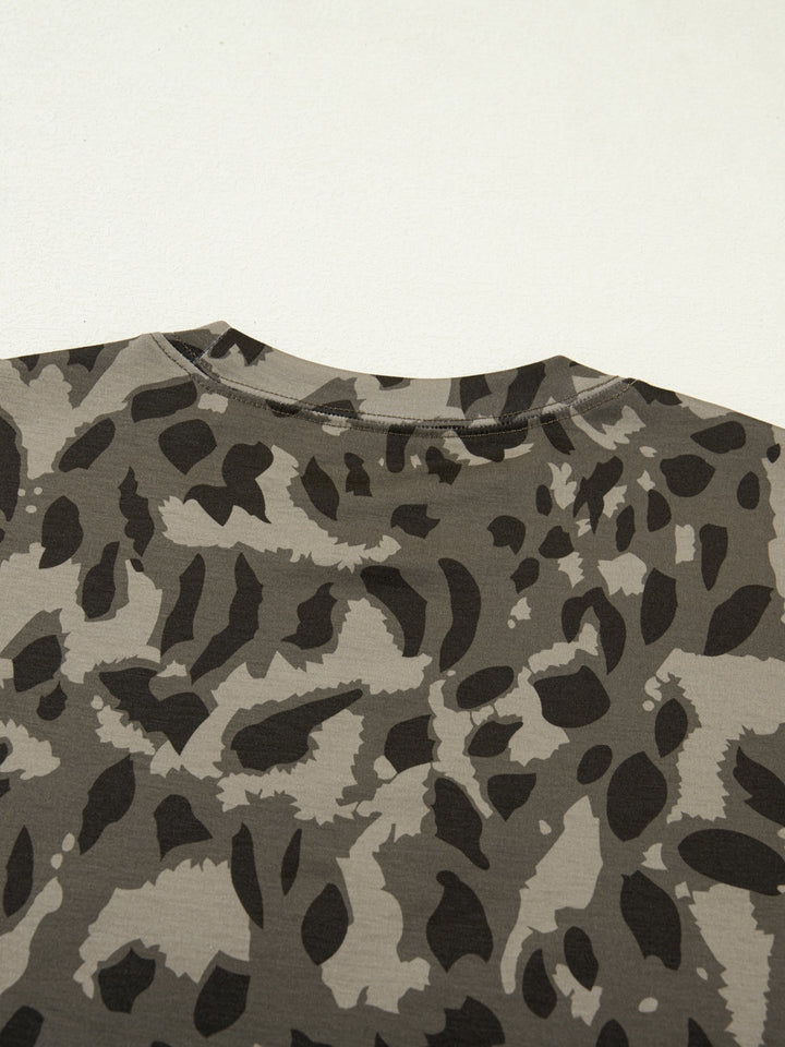 Leopard print mock neck fitted short sleeve tee