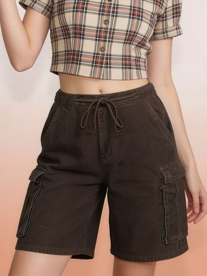 Brown Knee-length drawstring cargo shorts with flap pockets