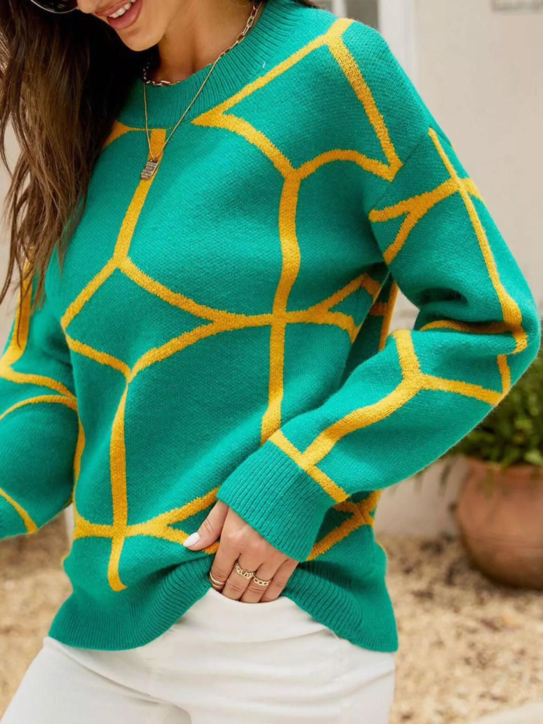 Geometric lattice knit crew neck pullover sweater