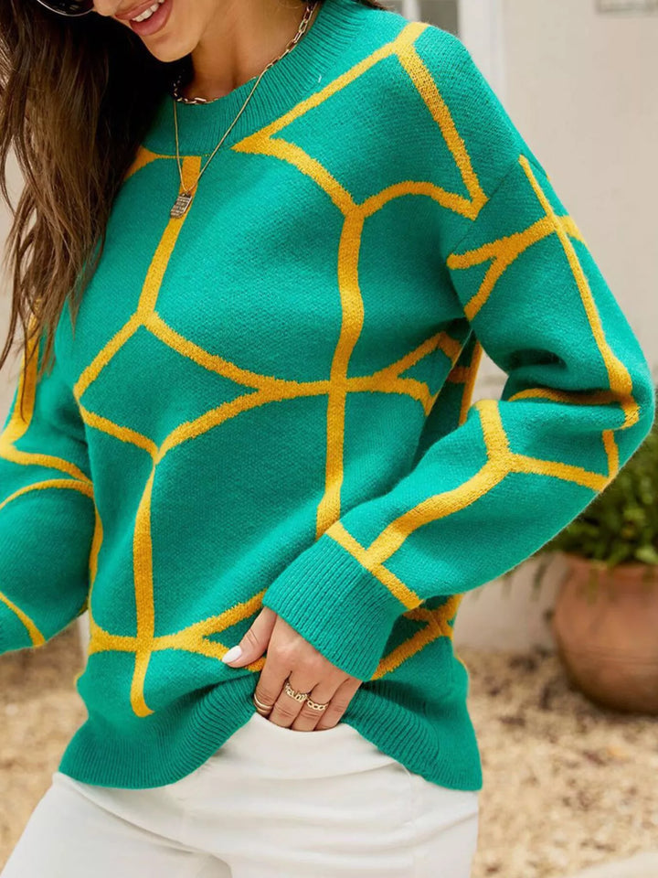 Geometric lattice knit crew neck pullover sweater