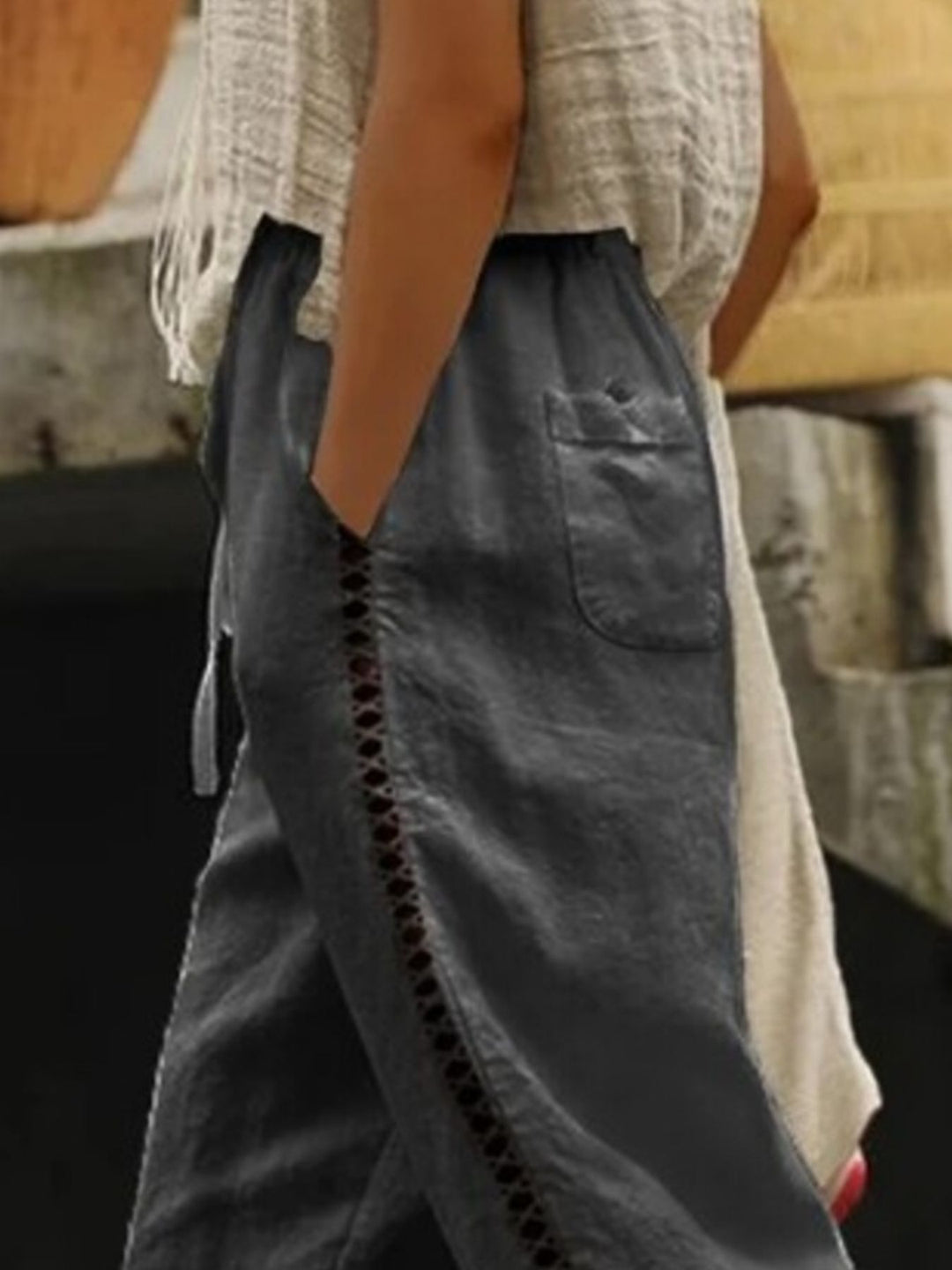 Hollow-out trim cropped pants with drawstring waist