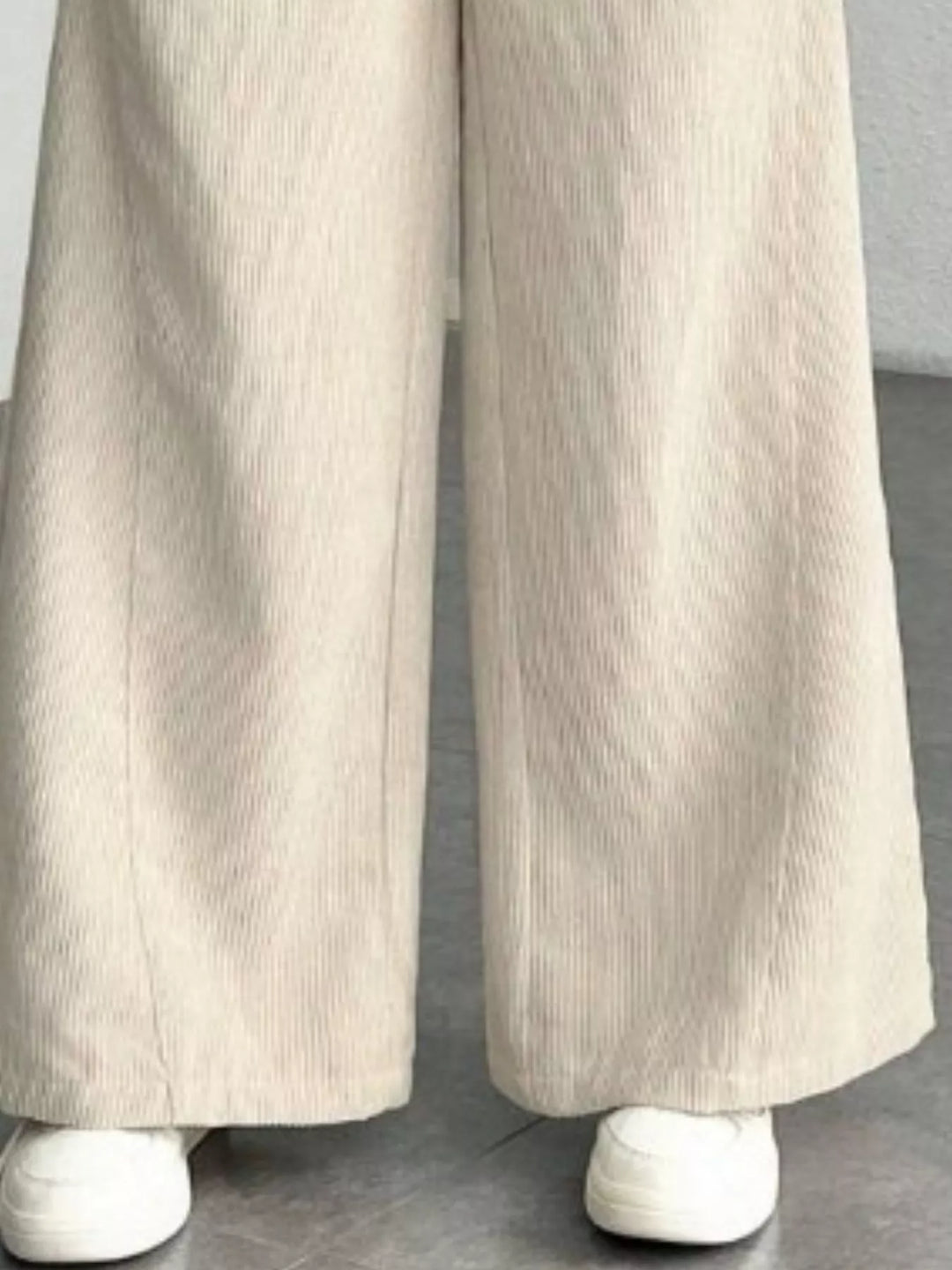 High-rise corduroy wide leg pants with side pockets