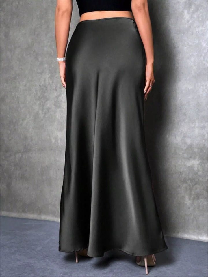 High-waist satin maxi skirt with bow waist trim
