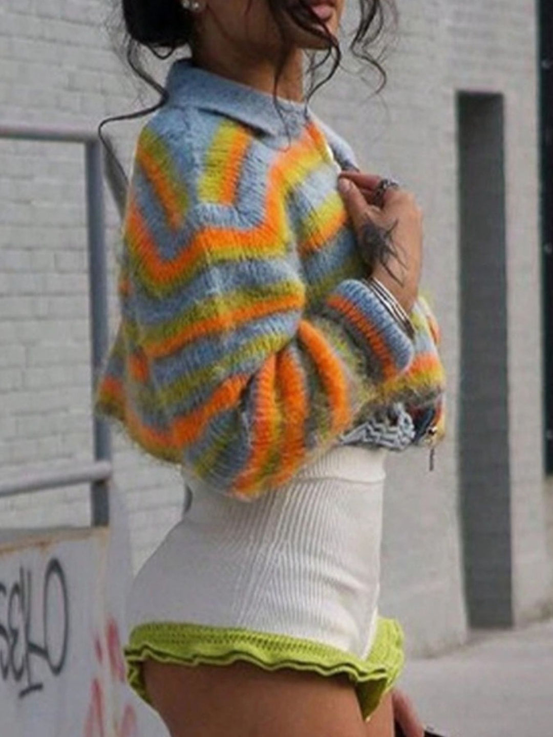 Striped zip-up cropped knit cardigan with collar