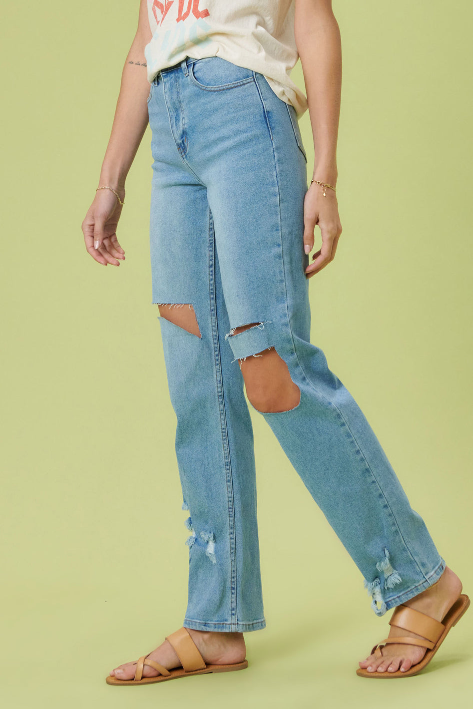 High Rise Distressed Wide Leg Jeans - Azoroh