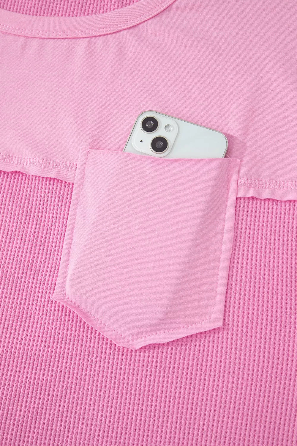 Waffle knit patchwork raw seam pocket tee