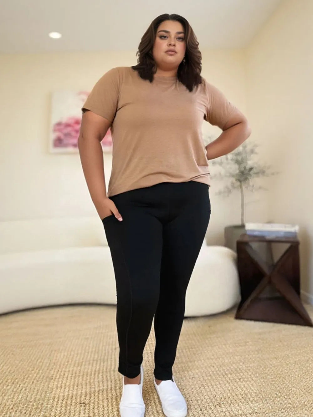 Black Wide waistband sports leggings with side pockets