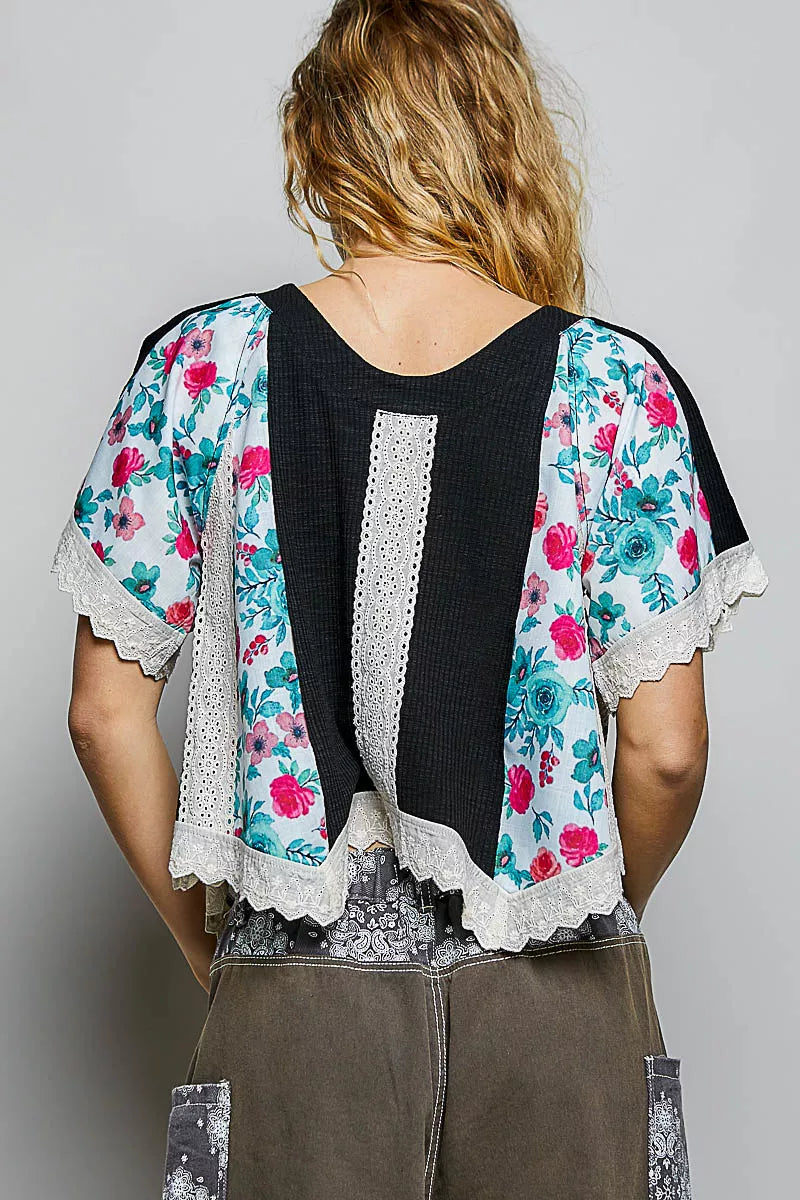 Ribbed crop top with floral panels and eyelet lace trim