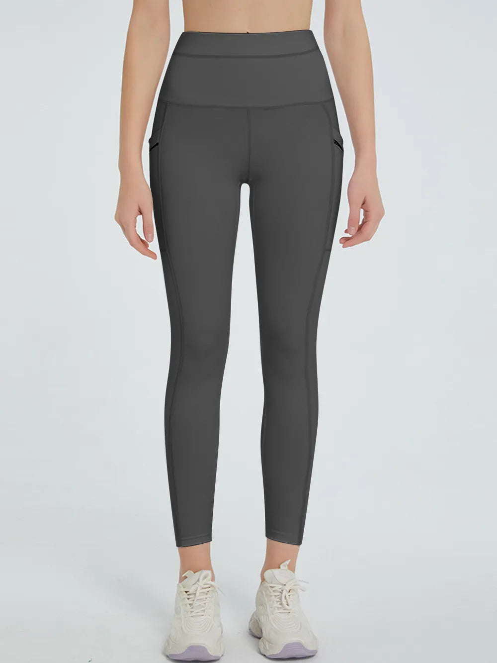 High-waist active leggings with side phone pockets