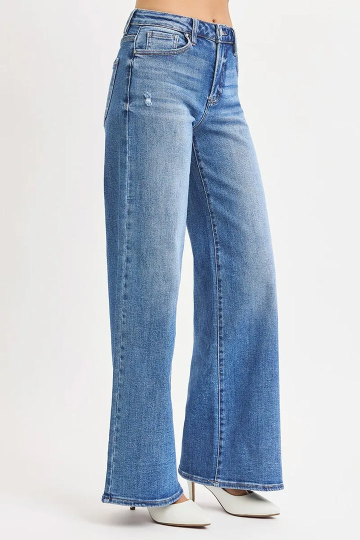 High-rise wide leg jeans with whiskered stretch denim