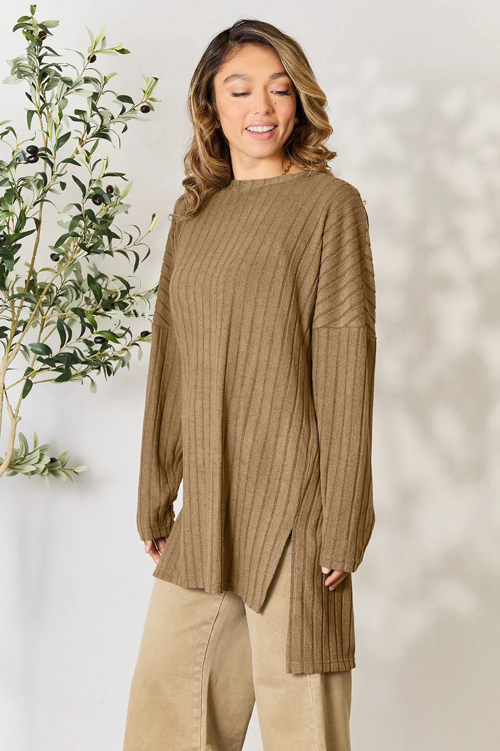 Ribbed knit long sleeve tunic top with side slits