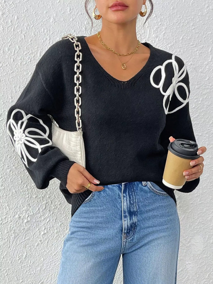 Floral applique V-neck drop shoulder knit sweater